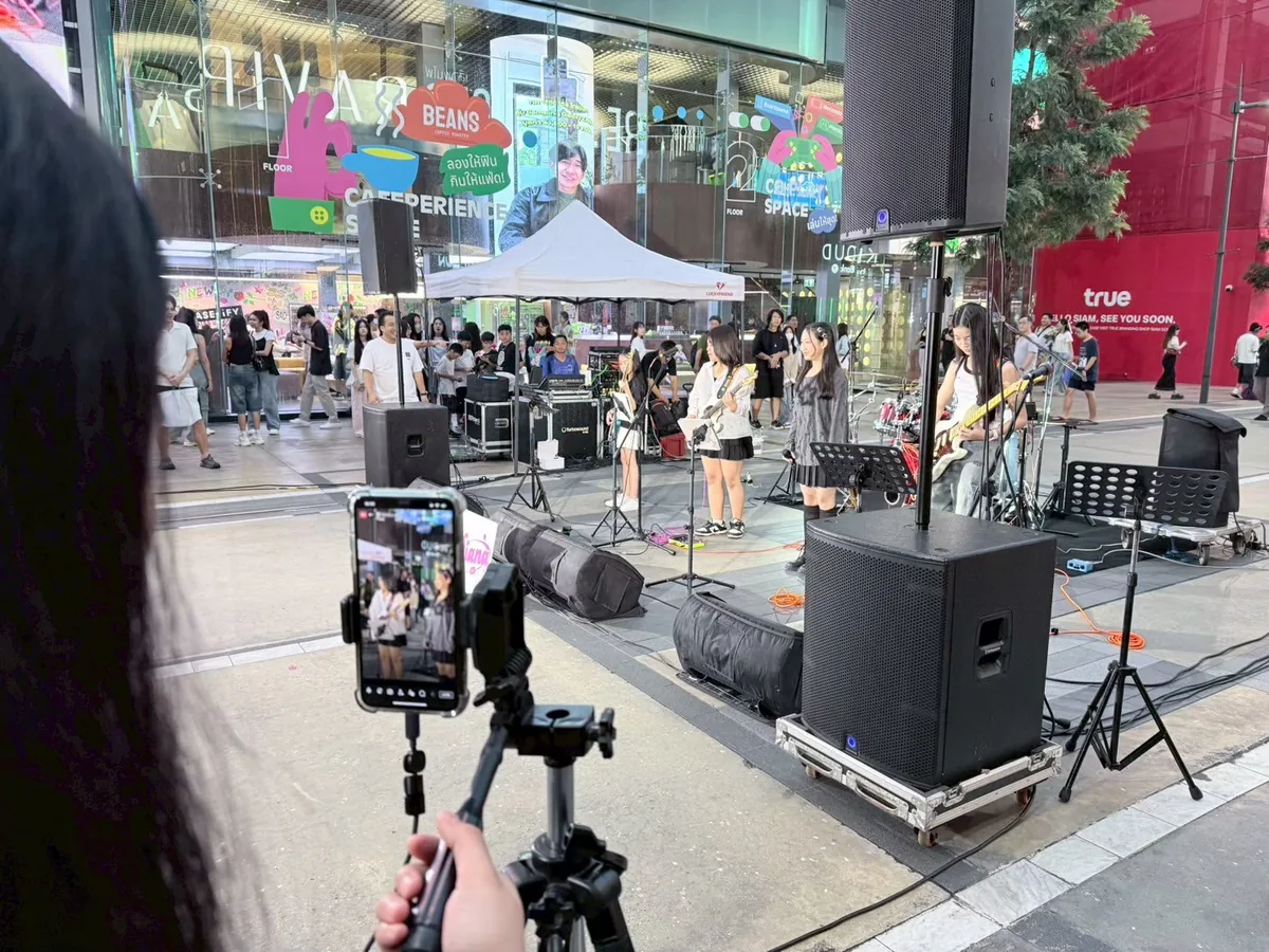 AIS Play + Live @ AIS Siam ภาพที่ 9