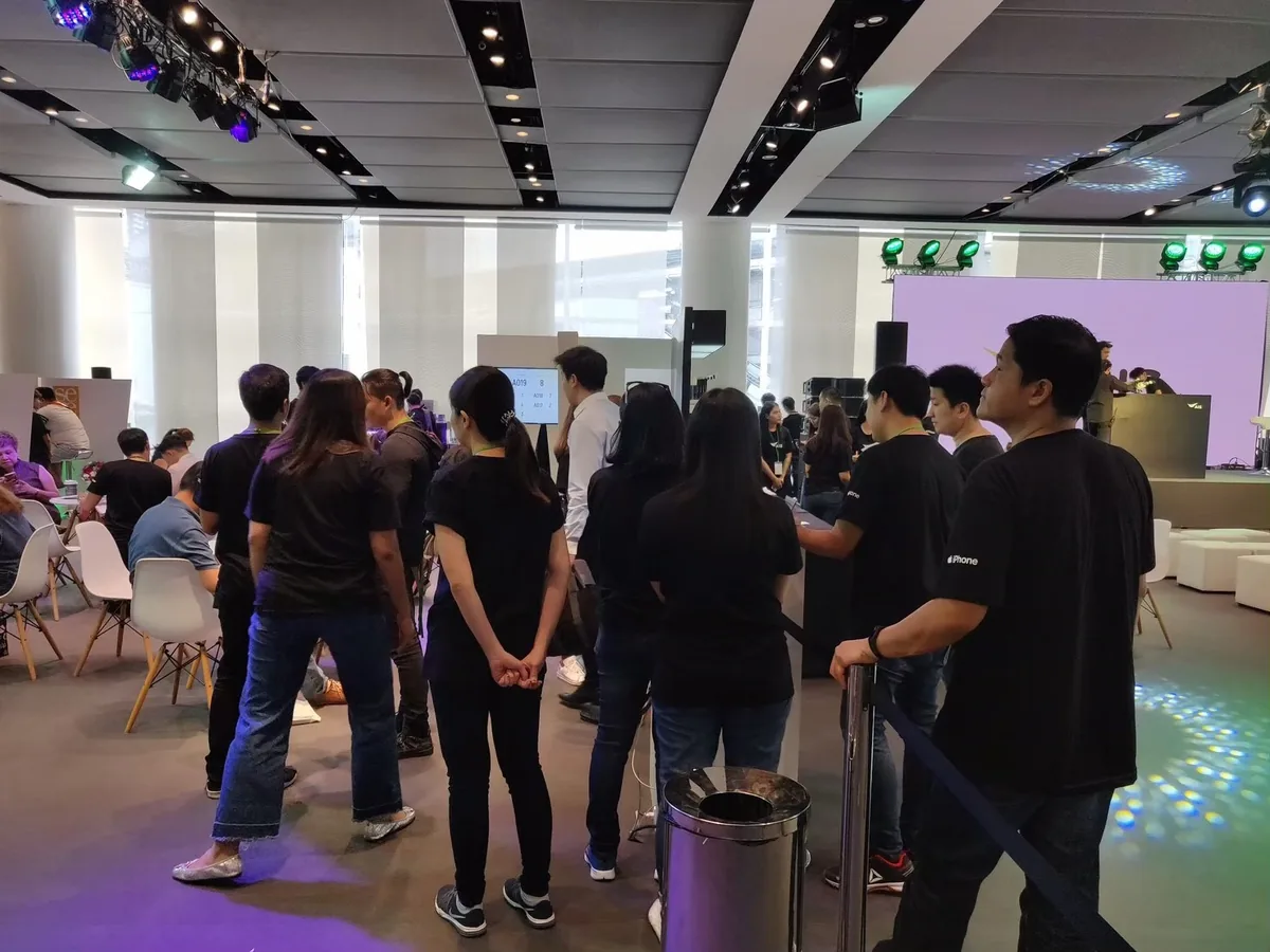 AIS Grand Opening iPhone XS ภาพที่ 11