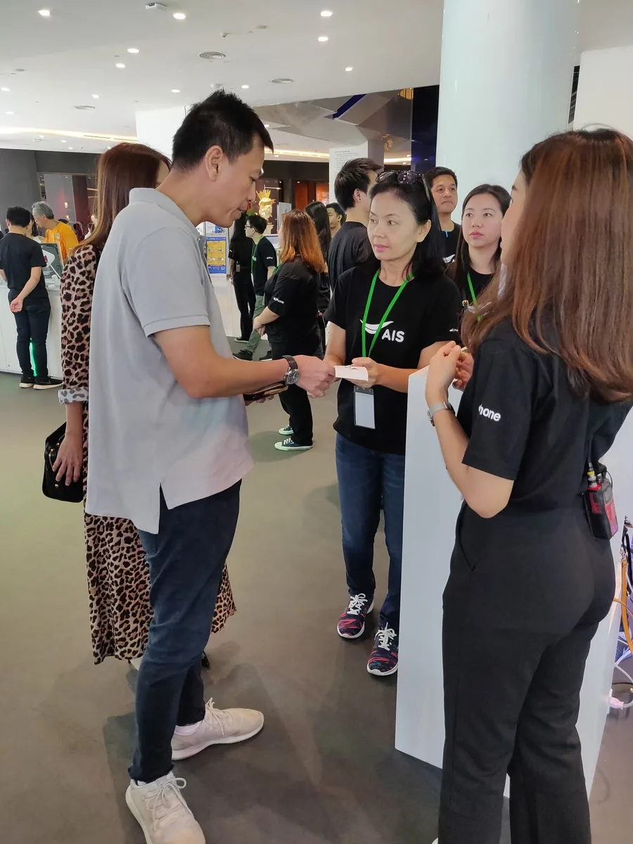 AIS Grand Opening iPhone XS ภาพที่ 16
