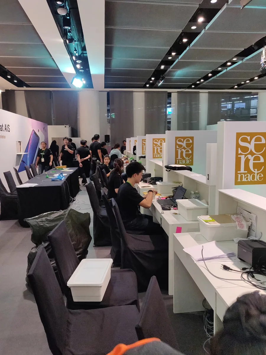 AIS Grand Opening iPhone XS ภาพที่ 23